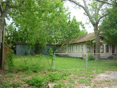 Photo of 5227 Kiam Street, Houston, TX 77007 (MLS # 11381169)