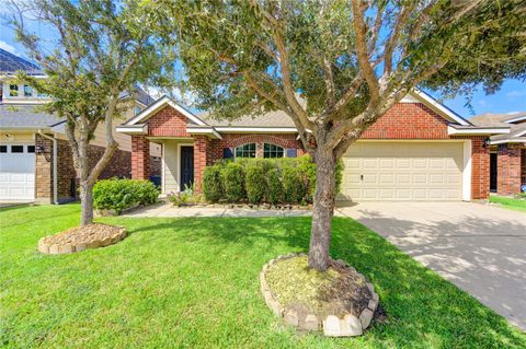 Photo of 2922 Halcyon Time Trail, Houston, TX 77045 (MLS # 34964824)