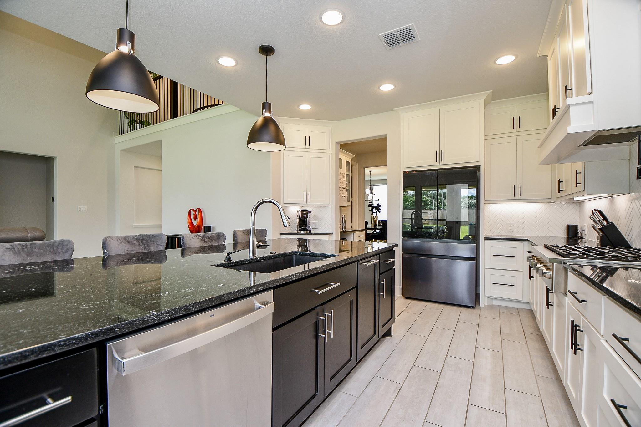 Katy, Texas 77493, United States, 5 Bedrooms Bedrooms, ,5 BathroomsBathrooms,Residential,Active,237588