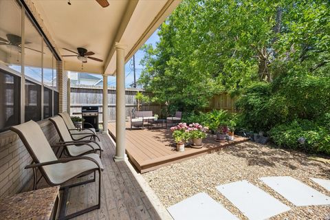 Tiny photo for 4413 Darsey Street, Bellaire, TX 77401 (MLS # 60263928)