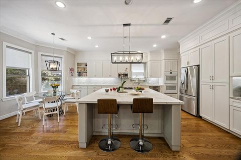 Tiny photo for 4413 Darsey Street, Bellaire, TX 77401 (MLS # 60263928)