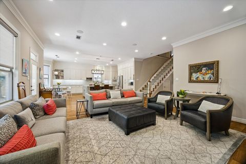 Tiny photo for 4413 Darsey Street, Bellaire, TX 77401 (MLS # 60263928)