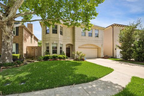 Photo of 4413 Darsey Street, Bellaire, TX 77401 (MLS # 60263928)