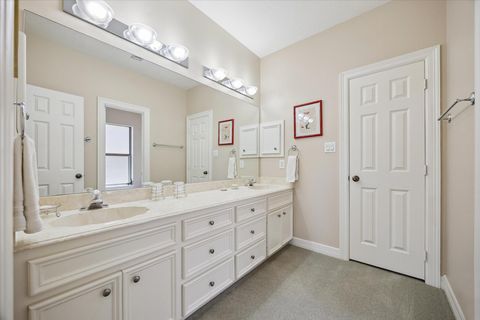 Tiny photo for 4413 Darsey Street, Bellaire, TX 77401 (MLS # 60263928)