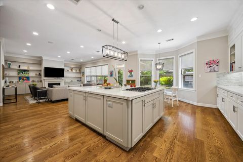 Tiny photo for 4413 Darsey Street, Bellaire, TX 77401 (MLS # 60263928)