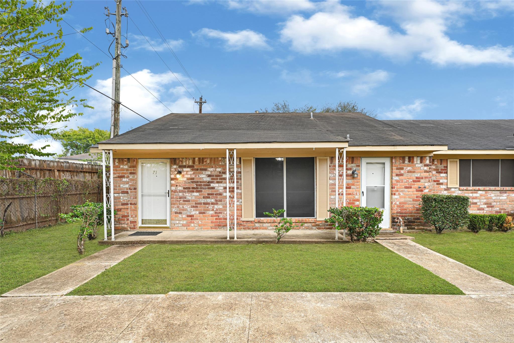 3328 Burke Road 71