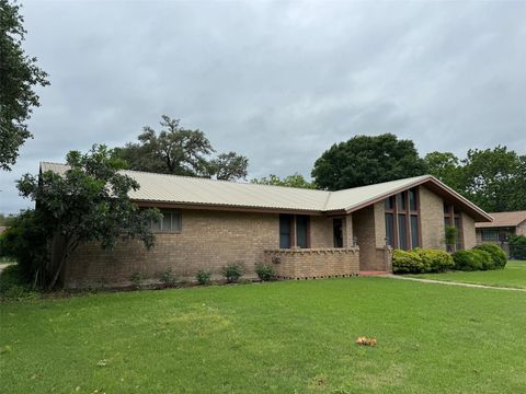 Photo of 713 Sarah Jo Street, La Grange, TX 78945 (MLS # 9874884)