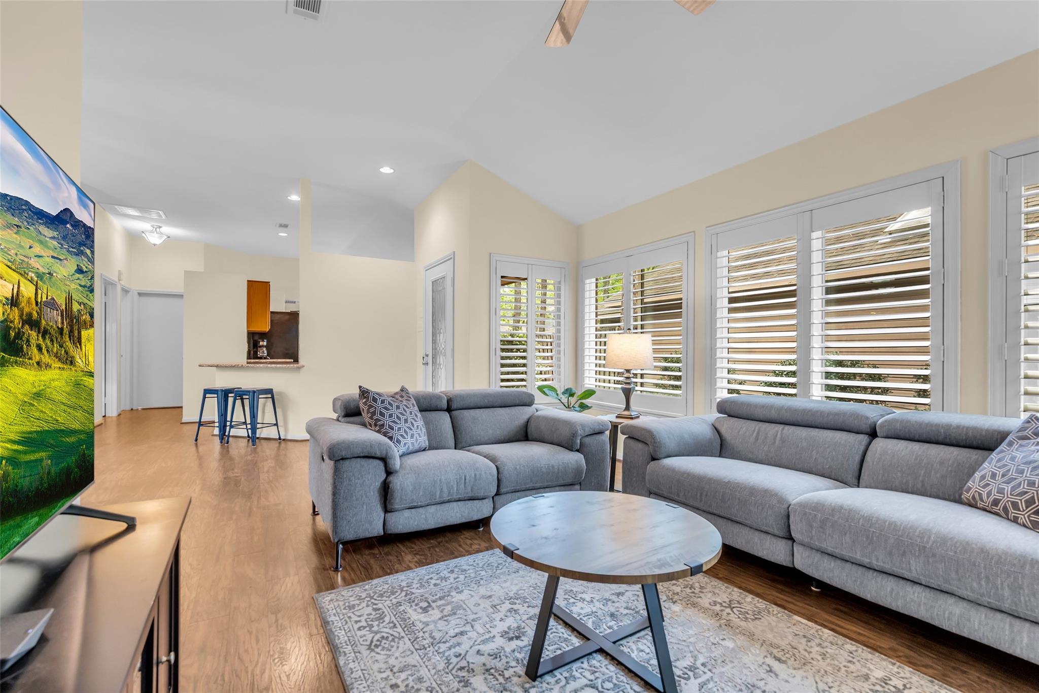 61 N Rushwing Circle