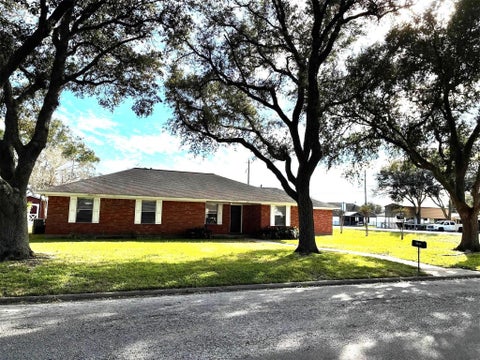 Photo of 611 Todd Street, East Bernard, TX 77435 (MLS # 91488662)