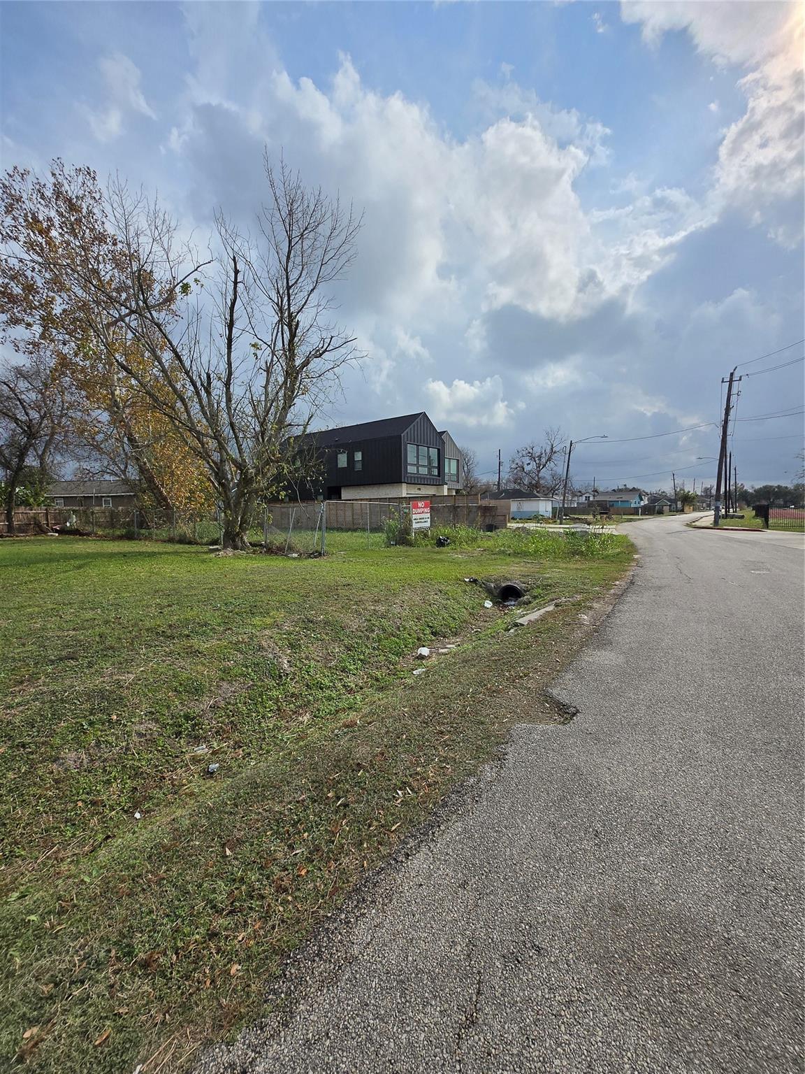 4204 Cortlandt Street