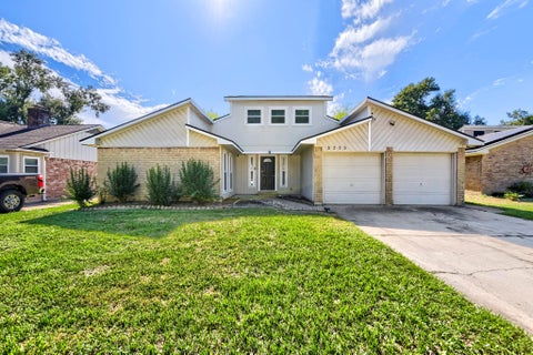 Photo of 5335 Prairie Creek Drive, Houston, TX 77084 (MLS # 85635625)