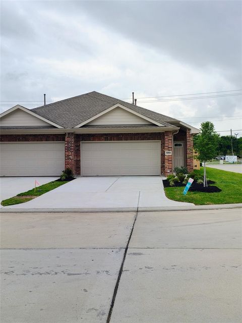 Photo of 1354 Mixander Way, La Porte, TX 77571 (MLS # 90433637)