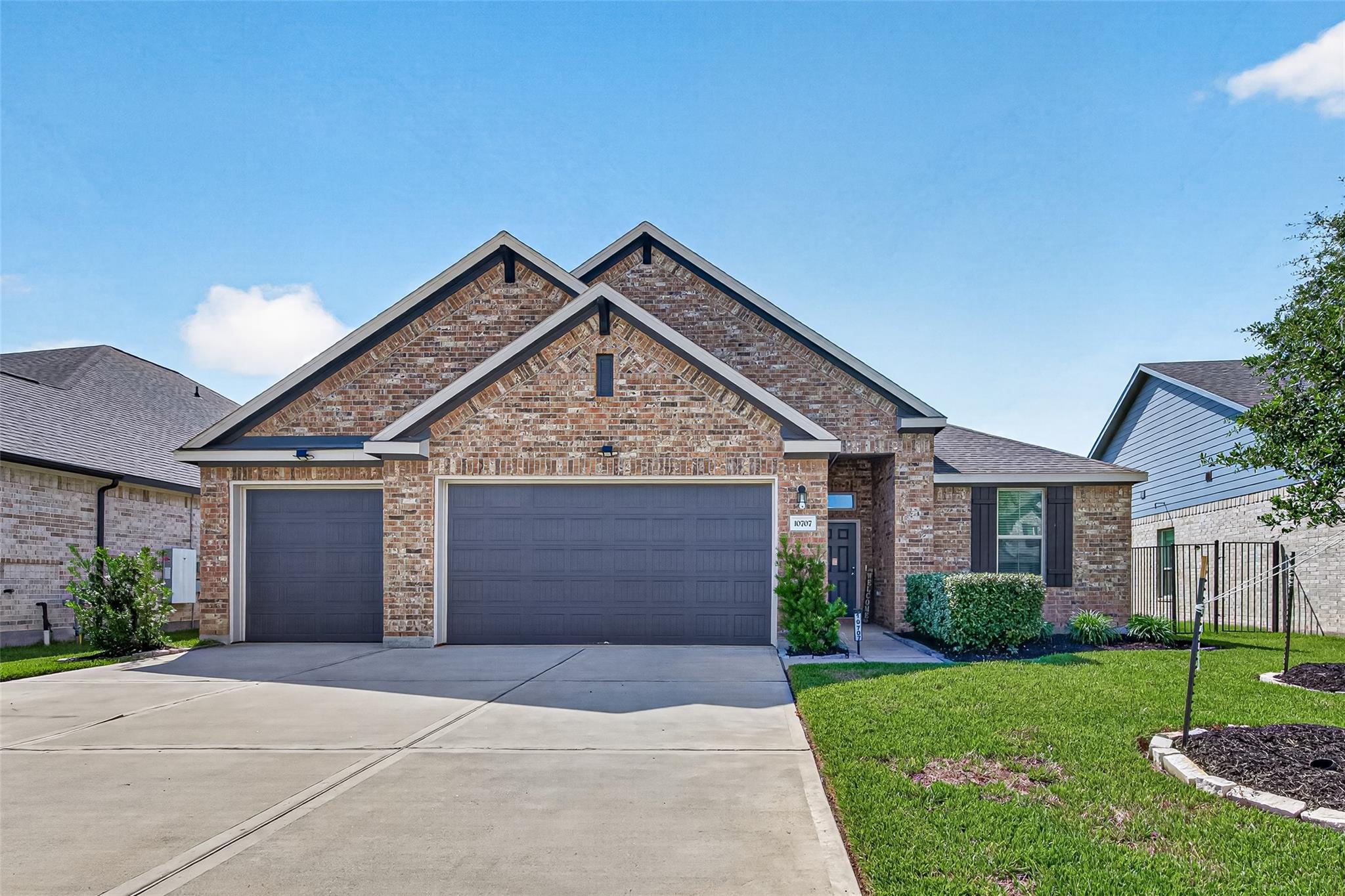 10707 Amador Peak Drive