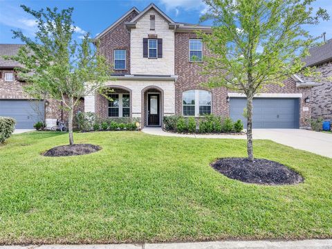 Photo of 32212 Highwood Green Lane, Conroe, TX 77385 (MLS # 48597769)
