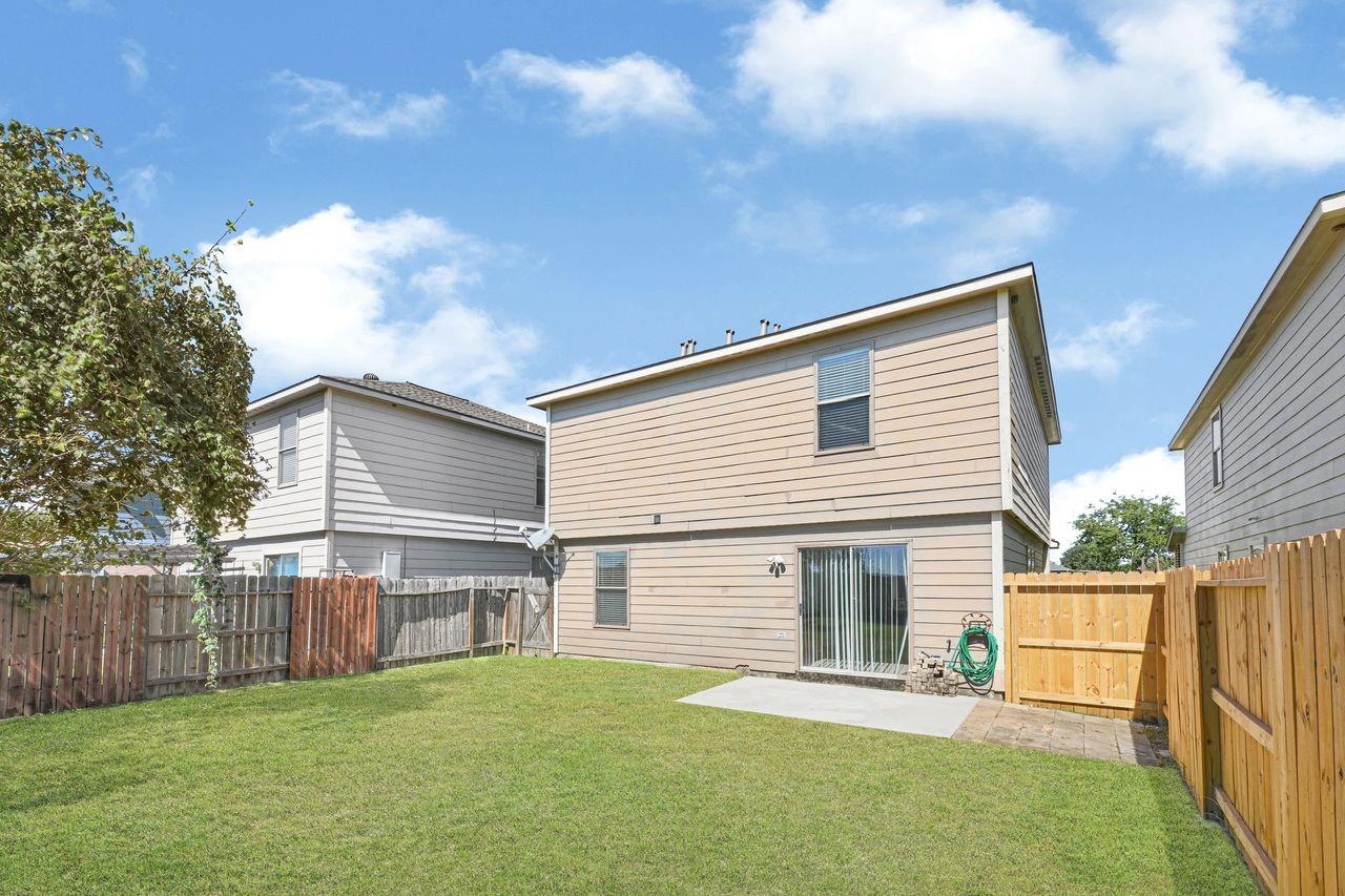 21327 Finbury Oaks Lane