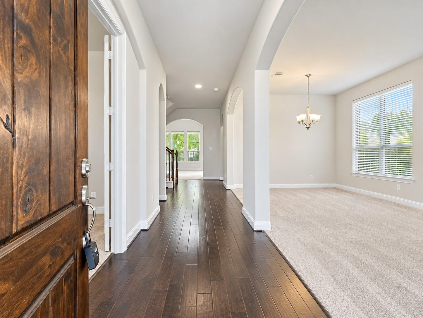 9626 Invergarry Way