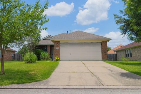 Photo of 13139 Cutler Ridge Lane, Houston, TX 77044 (MLS # 66193511)