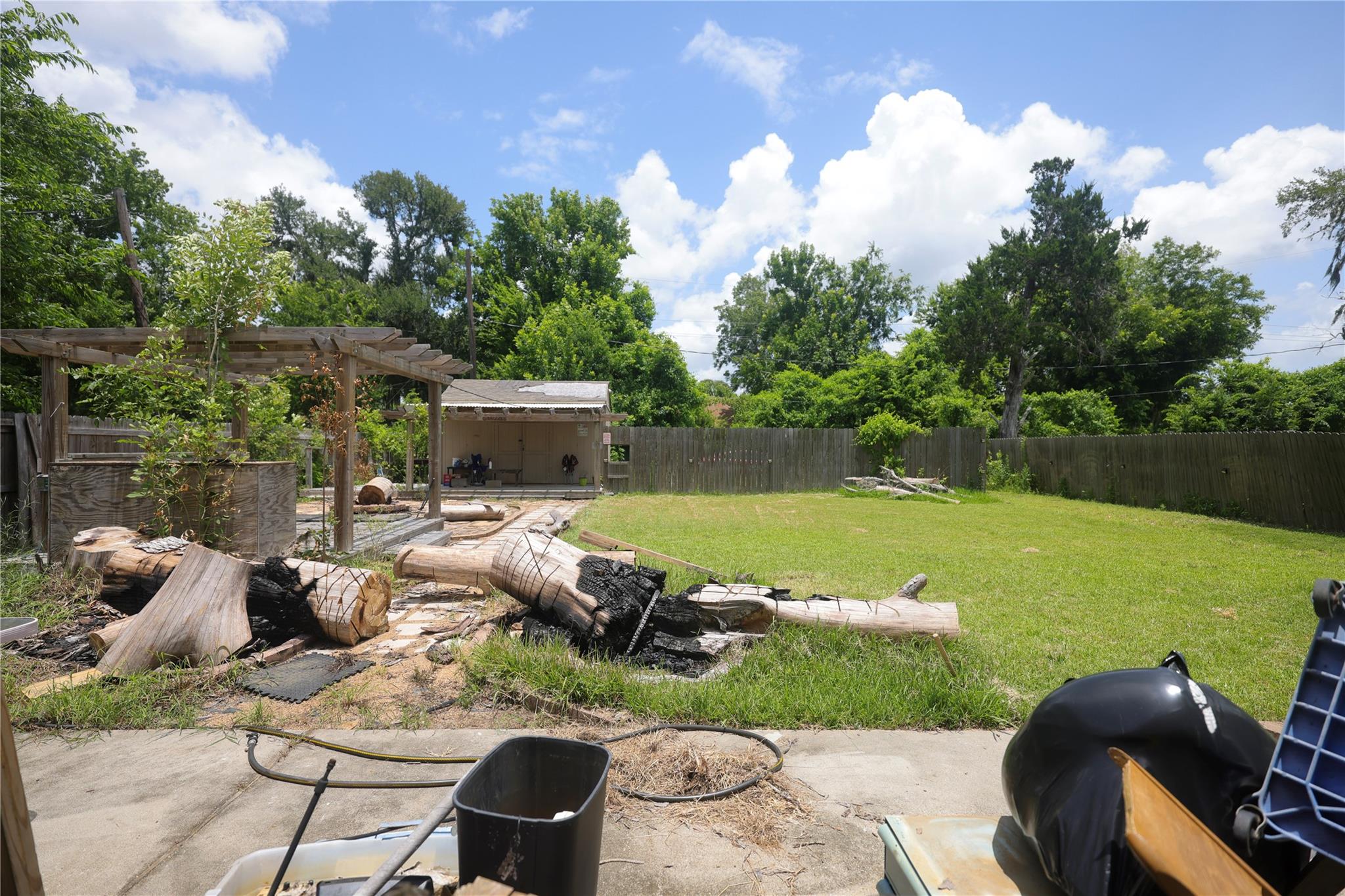 409 Center Way
