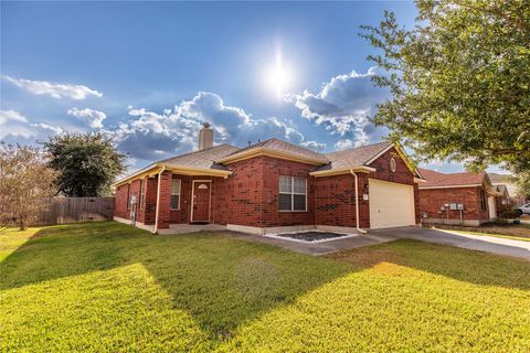 Homes For Sale - 102 Thompson Trail Trl<br/> Bastrop, TX 78602