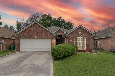 Photo of 30915 Trinket Drive, Spring, TX 77386 (MLS # 98396148)