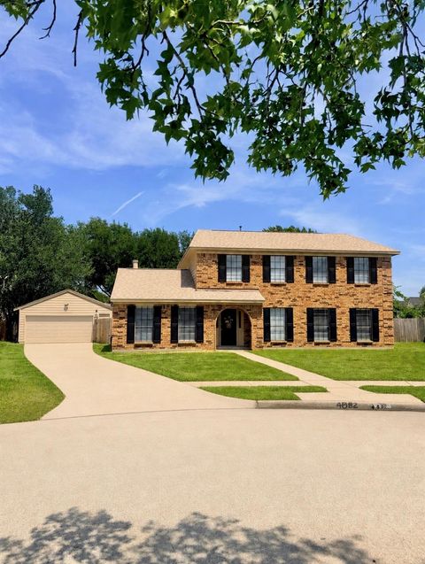 Homes For Sale - 4802 Kleinmeadow Court<br/> Houston, TX 77066