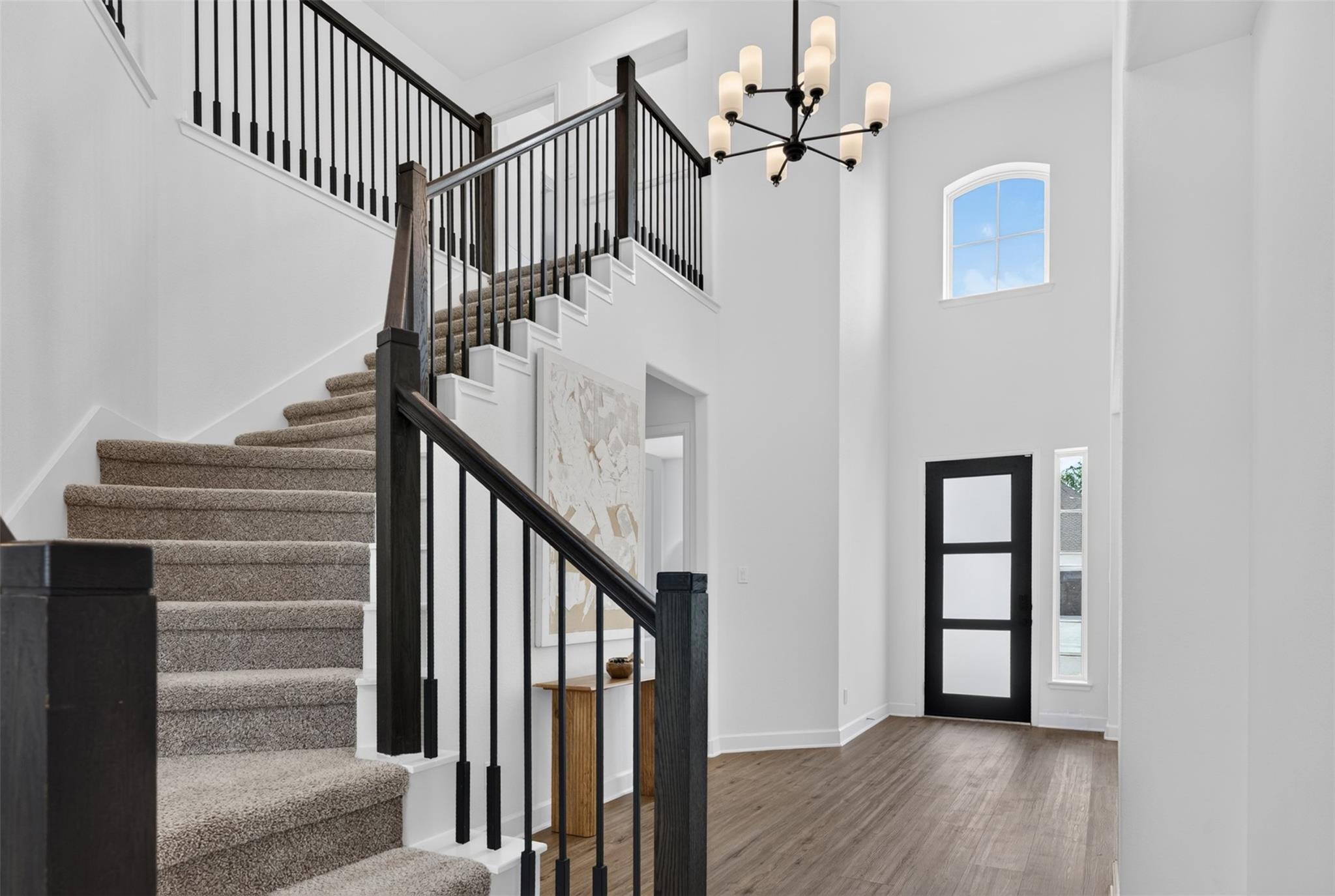 1923 Cathedral Bend Drive