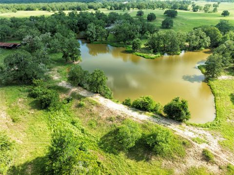 6750 Three Mile Road Flatonia TX 78941