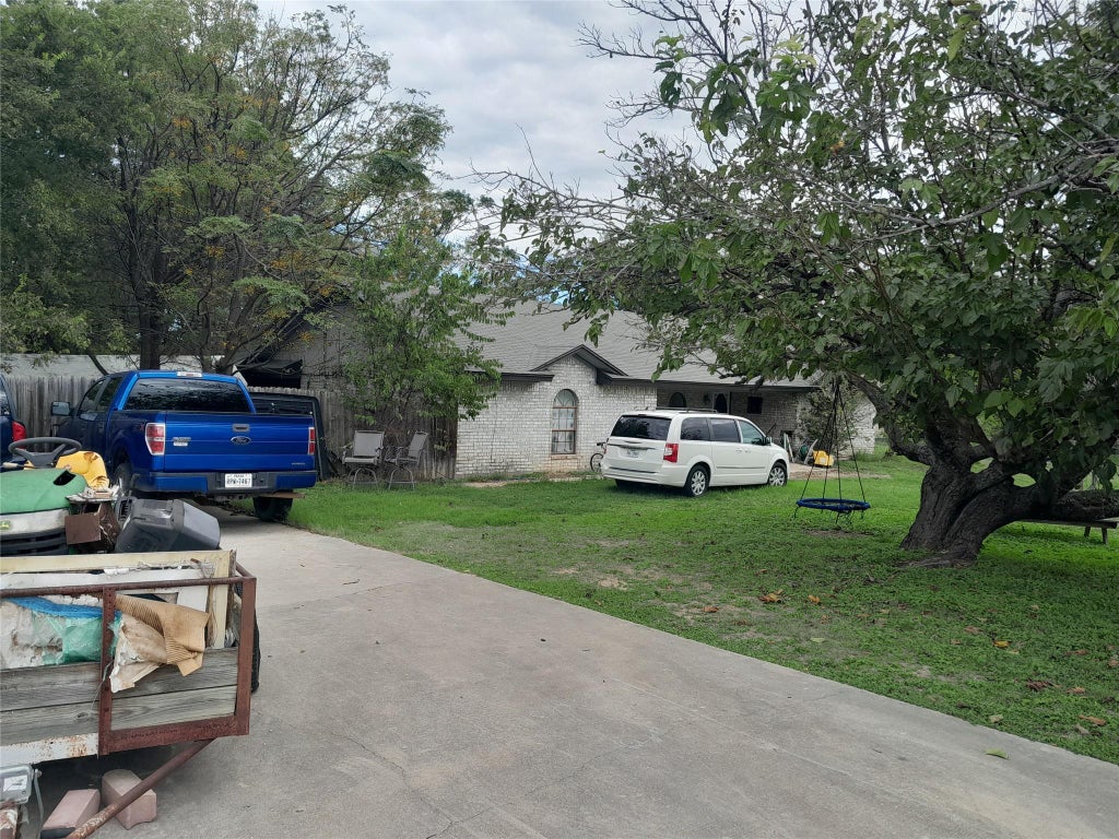 Photo of 259 County Road 4881, Copperas Cove, TX 76522 (MLS # 9759750)
