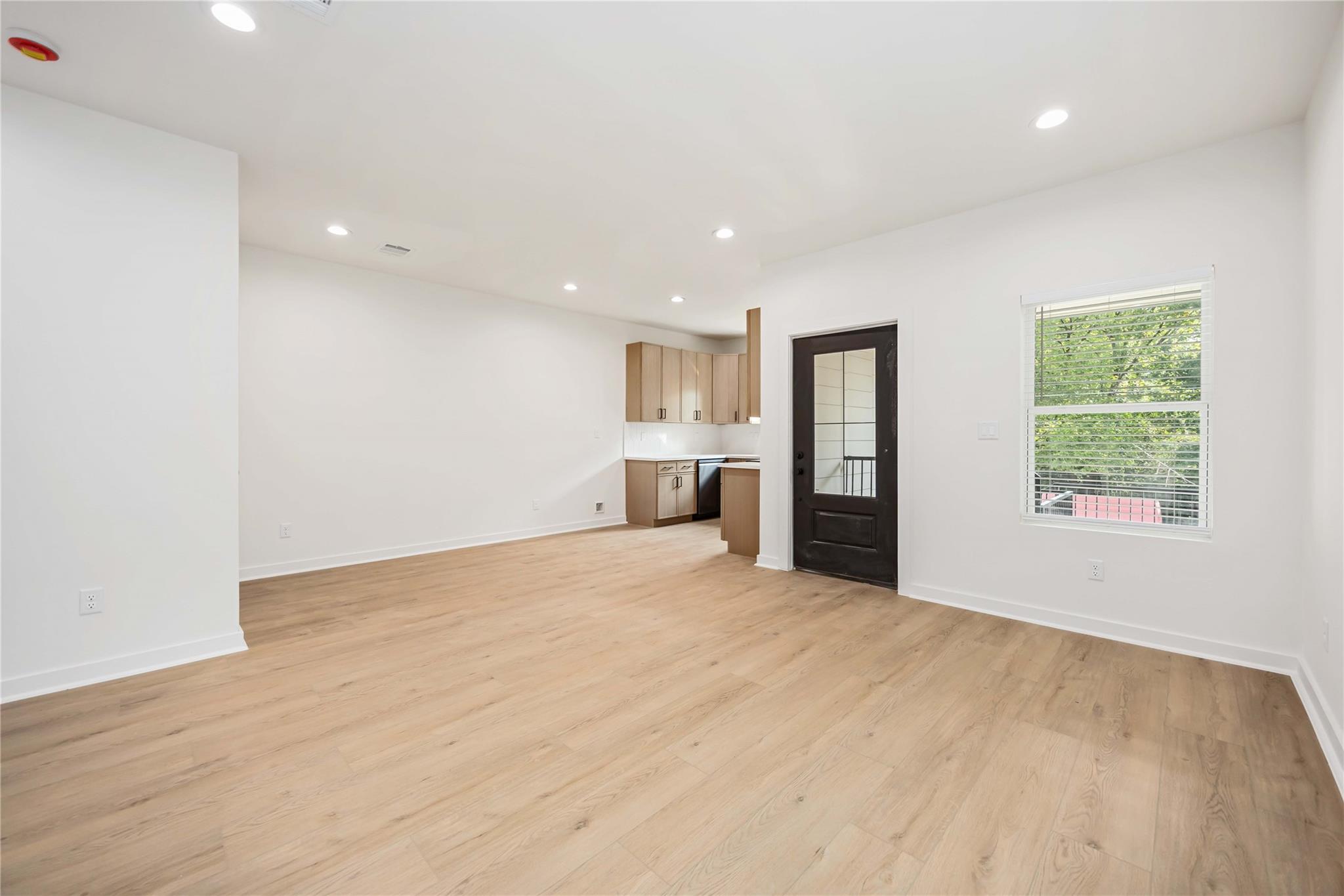 8101 Venus Street A/B