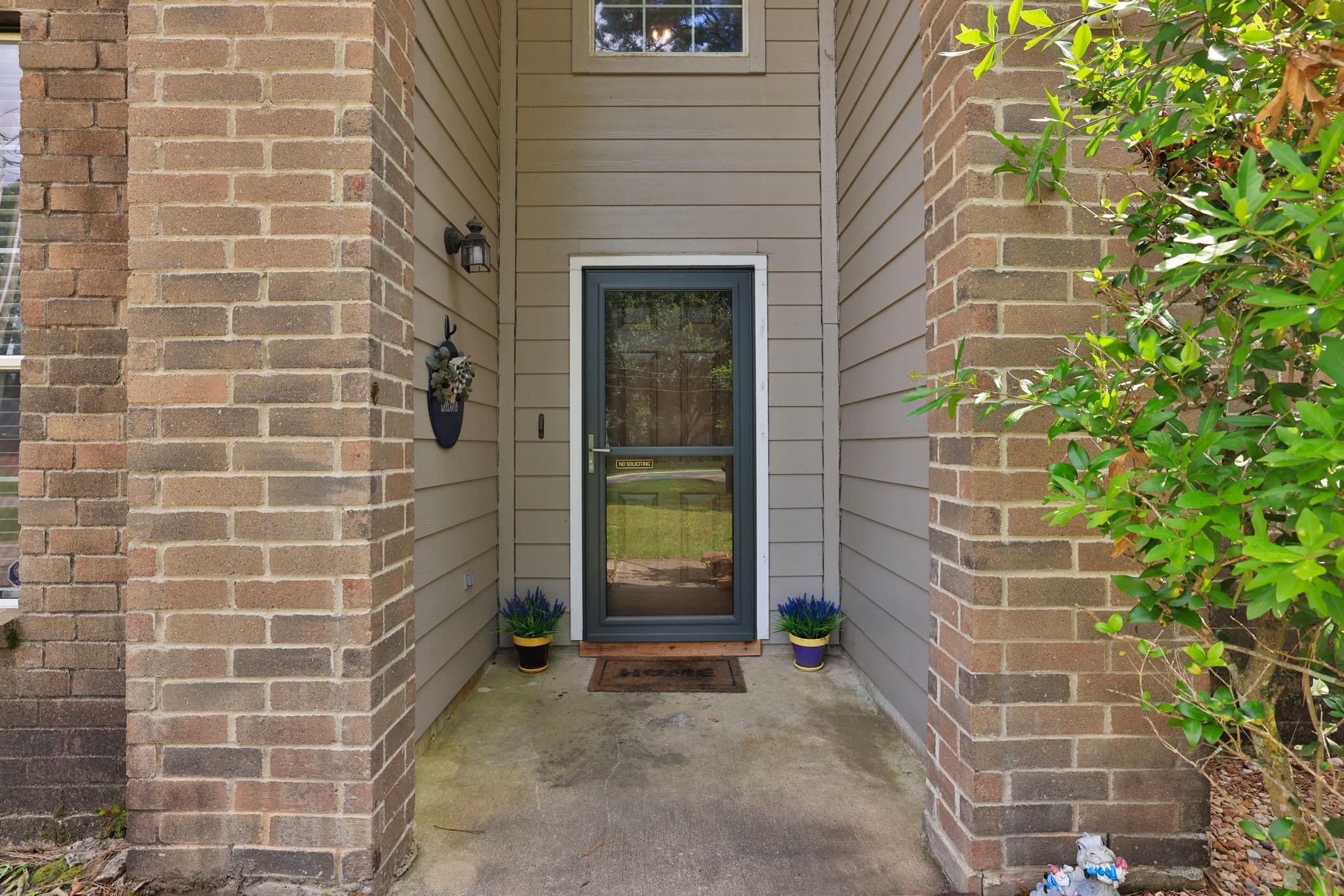 1123 Wiley Drive
