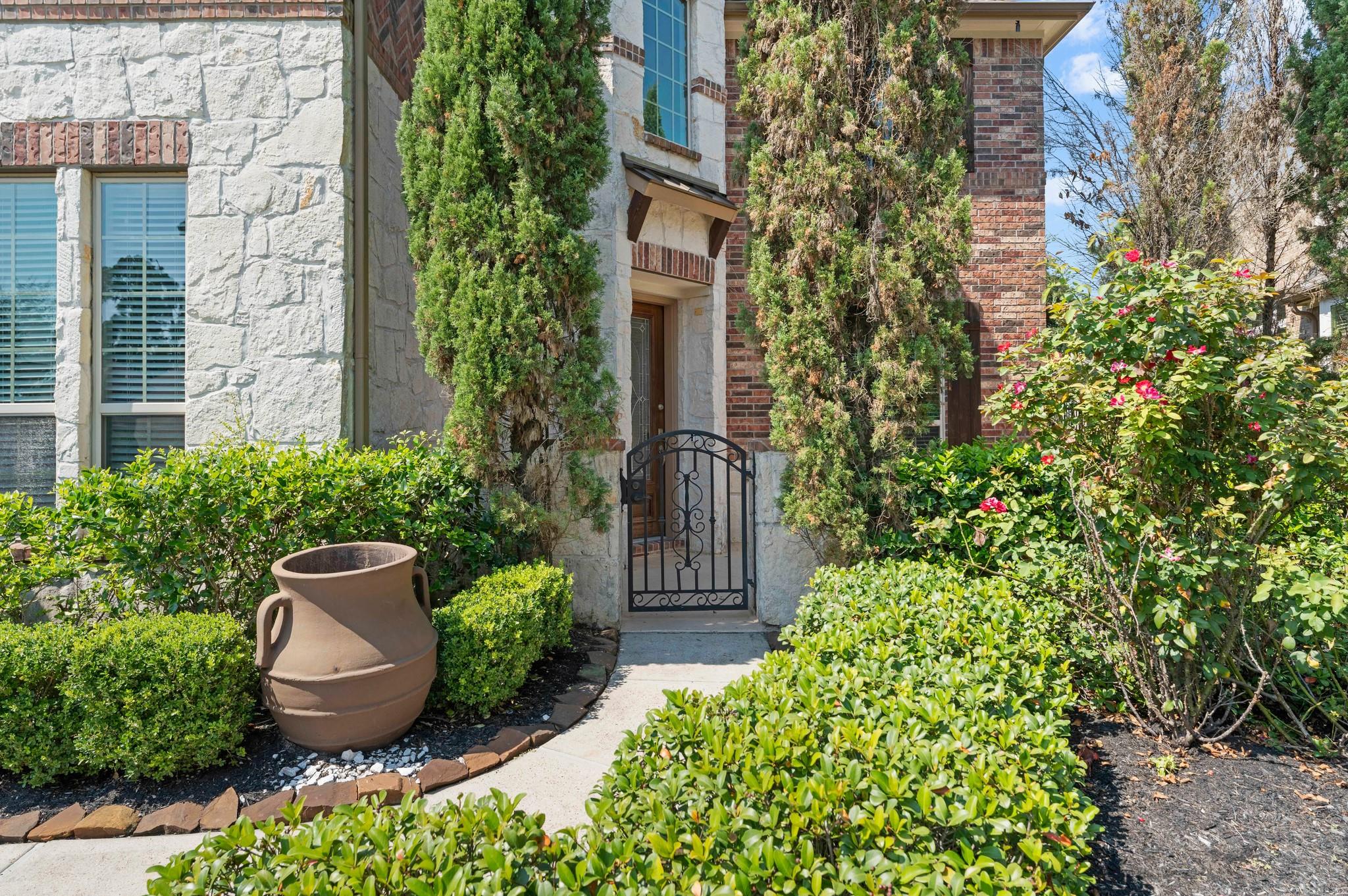 39 Tioga Place