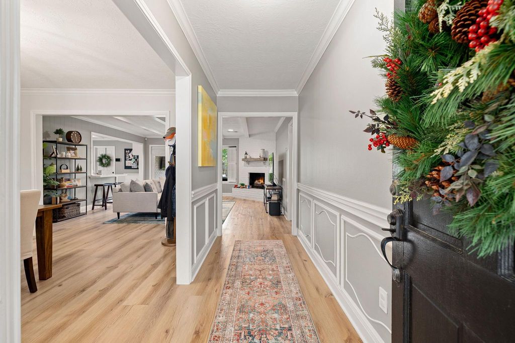 Photo of 10626 Holly Springs Drive, Houston, TX 77042 (MLS # 96749449)
