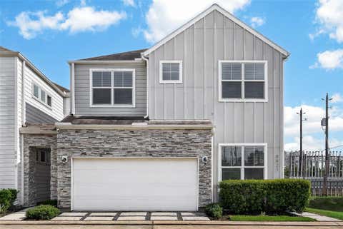 Photo of 8821 Hollister Pine Court, Houston, TX 77080 (MLS # 19383155)