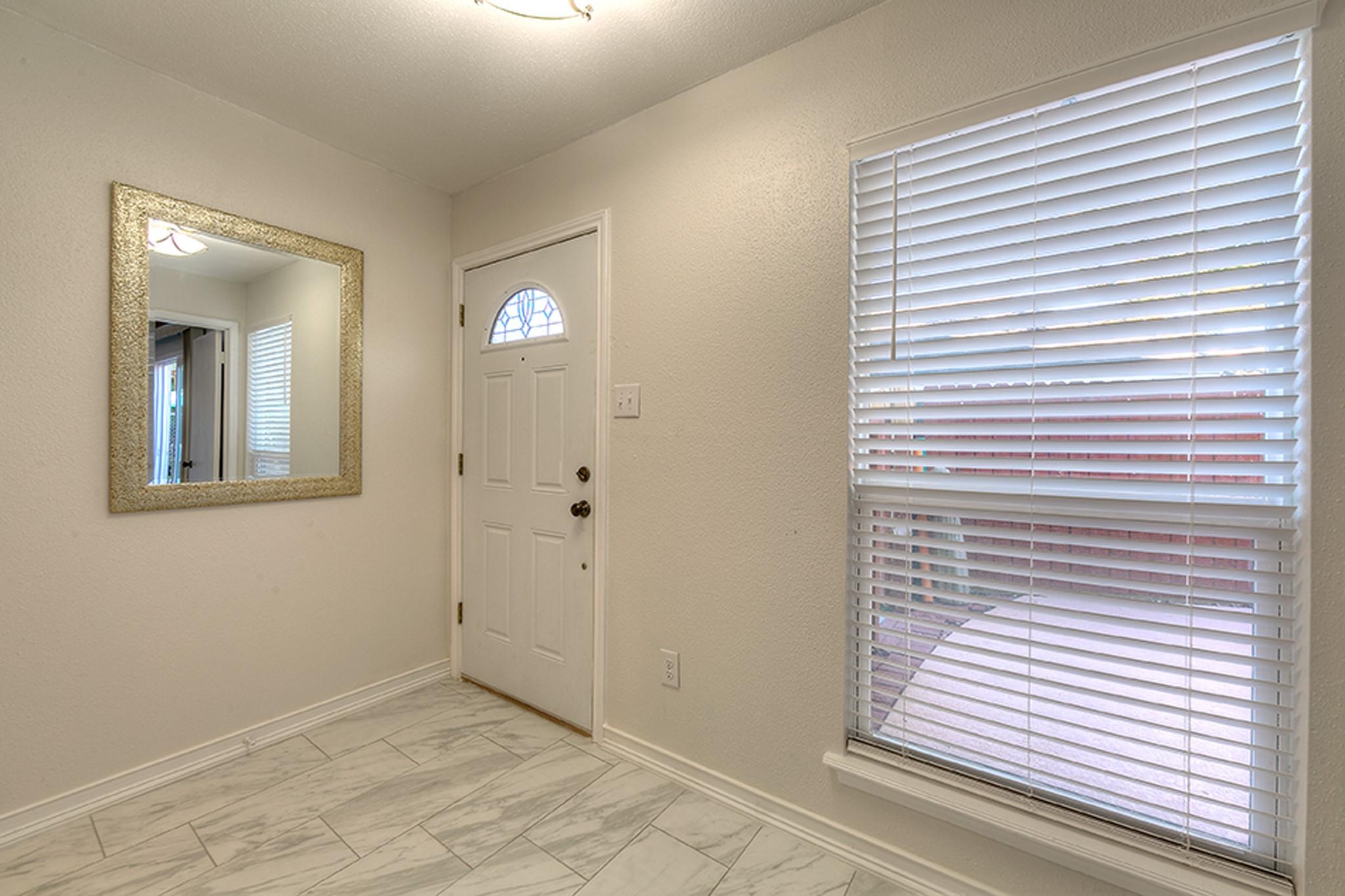 93 Lakeview Village