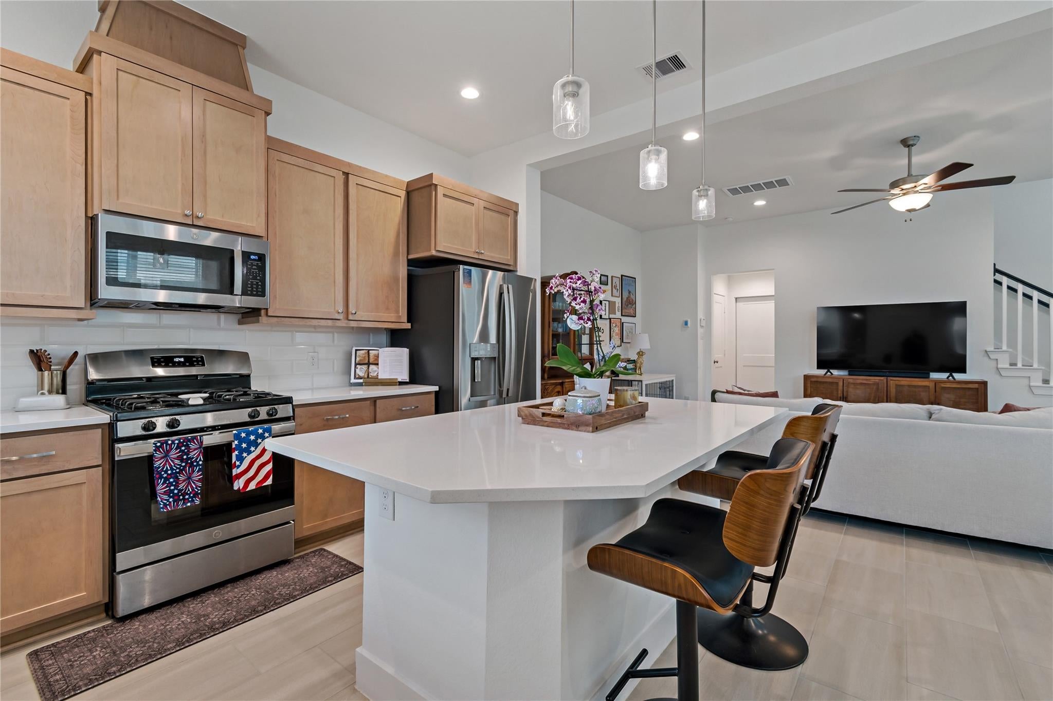 5254 Capricorn Way