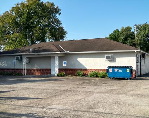 Photo of 6122 Jessamine Street, Houston, TX 77081 (MLS # 11198376) Photo of 6122 Jessamine Street, Houston, TX 77081 (MLS # 11198376)