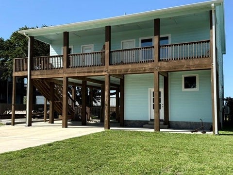 Photo of 146 Port Avenue, Rockport, TX 78382 (MLS # 19311020)