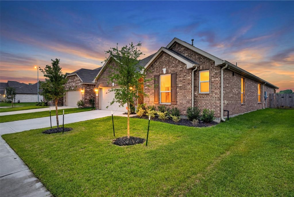 Photo of 12818 Mossy Knoll Drive, Houston, TX 77044 (MLS # 35125822)