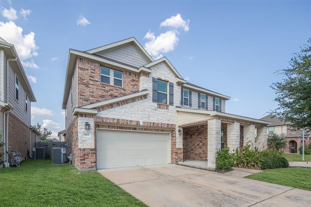 Photo of 5815 River Timber Trail, Humble, TX 77346 (MLS # 59641067)