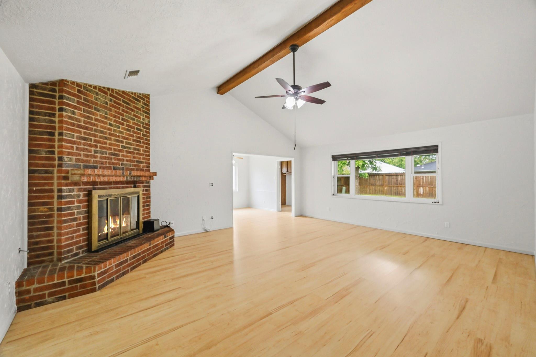 2705 Lufkin Lane