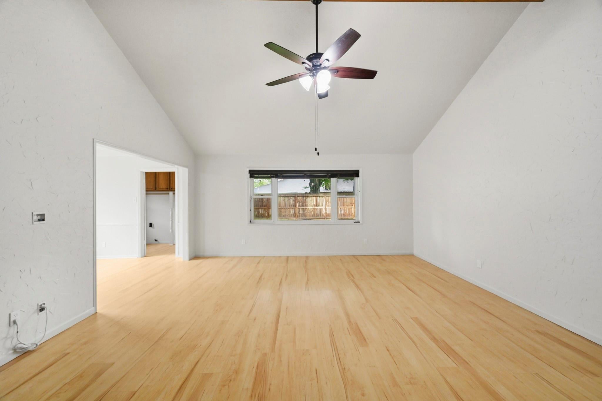 2705 Lufkin Lane