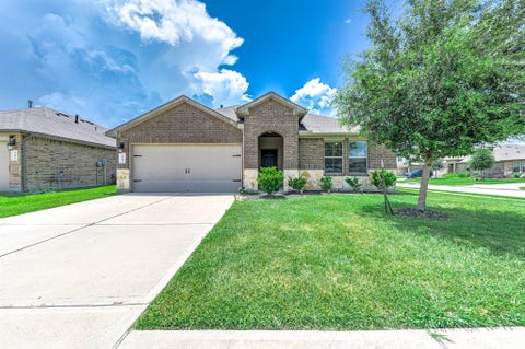 Photo of 8402 Philox Park Court, Rosharon, TX 77583 (MLS # 18984813)