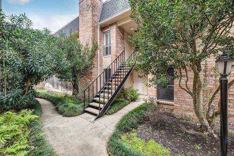 1601 S Shepherd Drive 224 Houston TX 77019