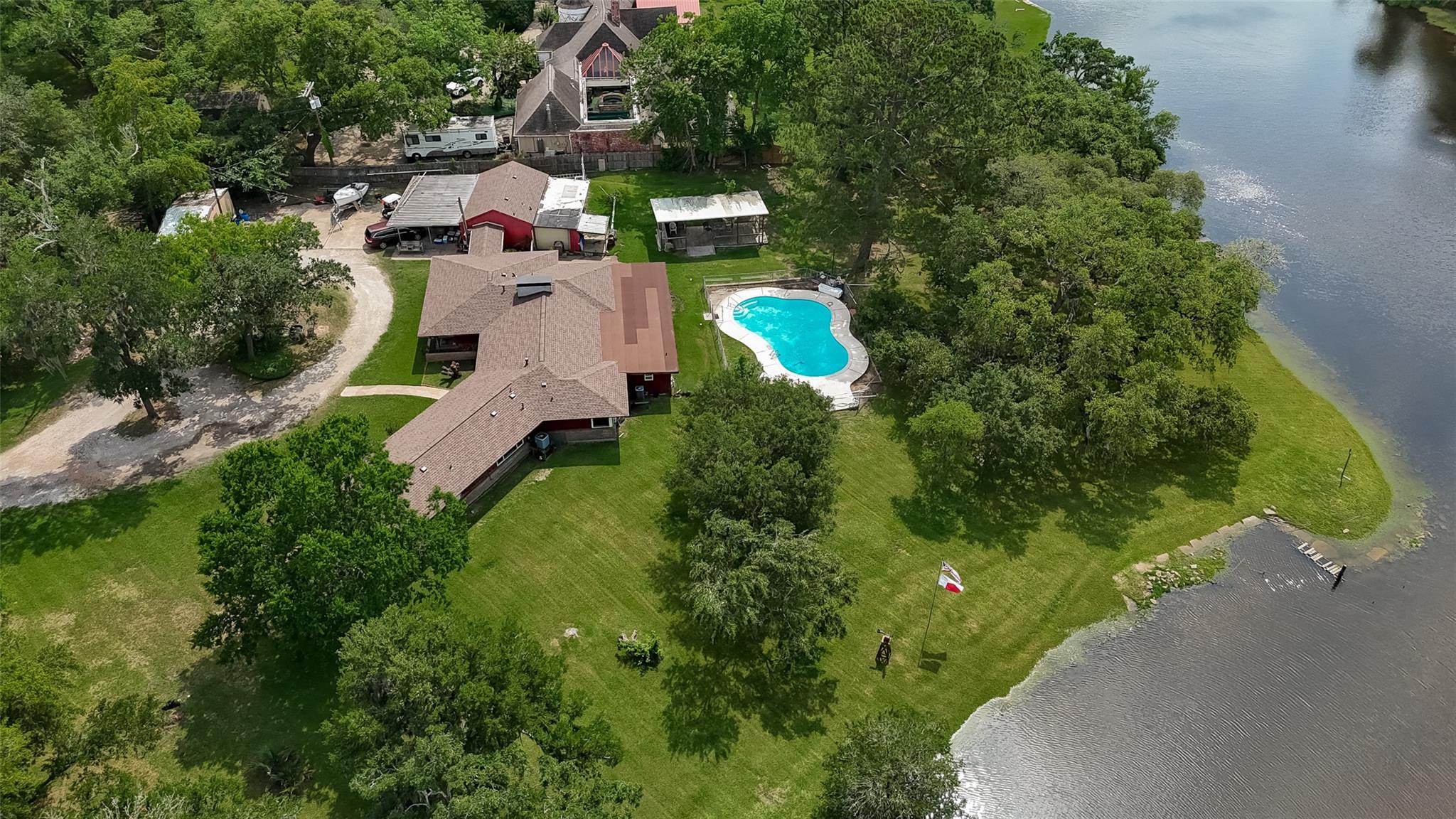 2307 Oleander Drive
