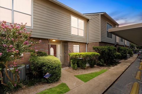 Photo of 5005 Georgi Lane #198, Houston, TX 77092 (MLS # 94073346)