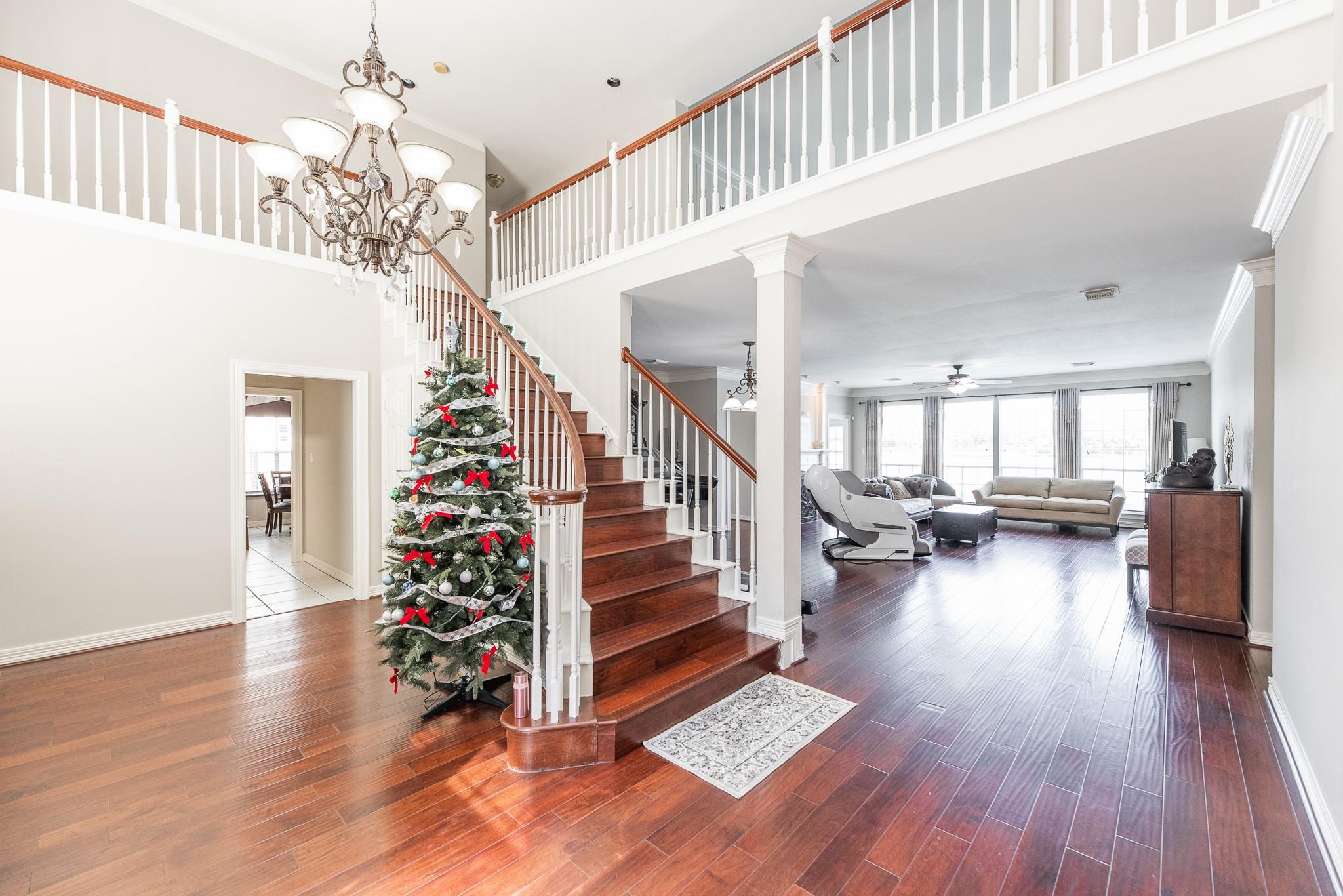 1907 Waterside Drive