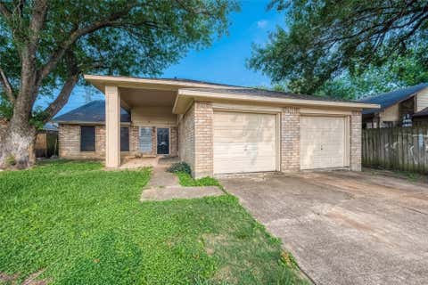 Photo of 11203 Pender Lane, Houston, TX 77477 (MLS # 55450232)