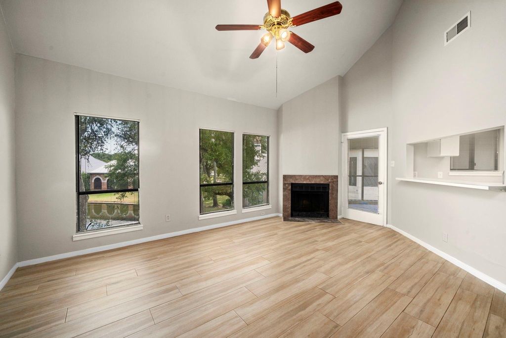 Photo of 4144 Greystone Way #406, Sugar Land, TX 77479 (MLS # 41188226)