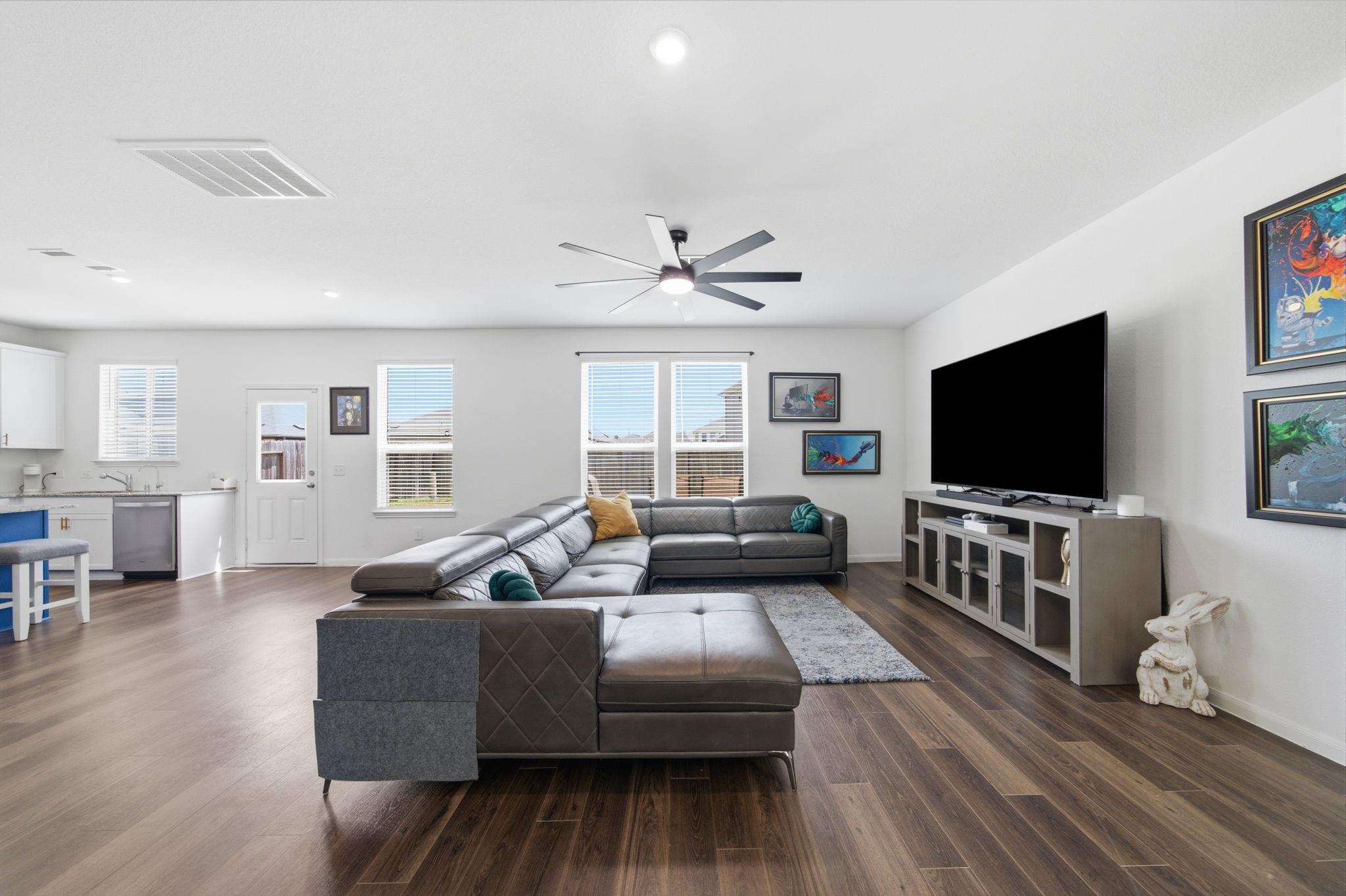 5706 Finely Run Street