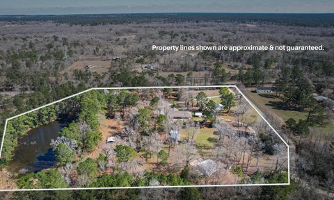 Photo of 7516 Jackson Road, Montgomery, TX 77316 (MLS # 33593487)